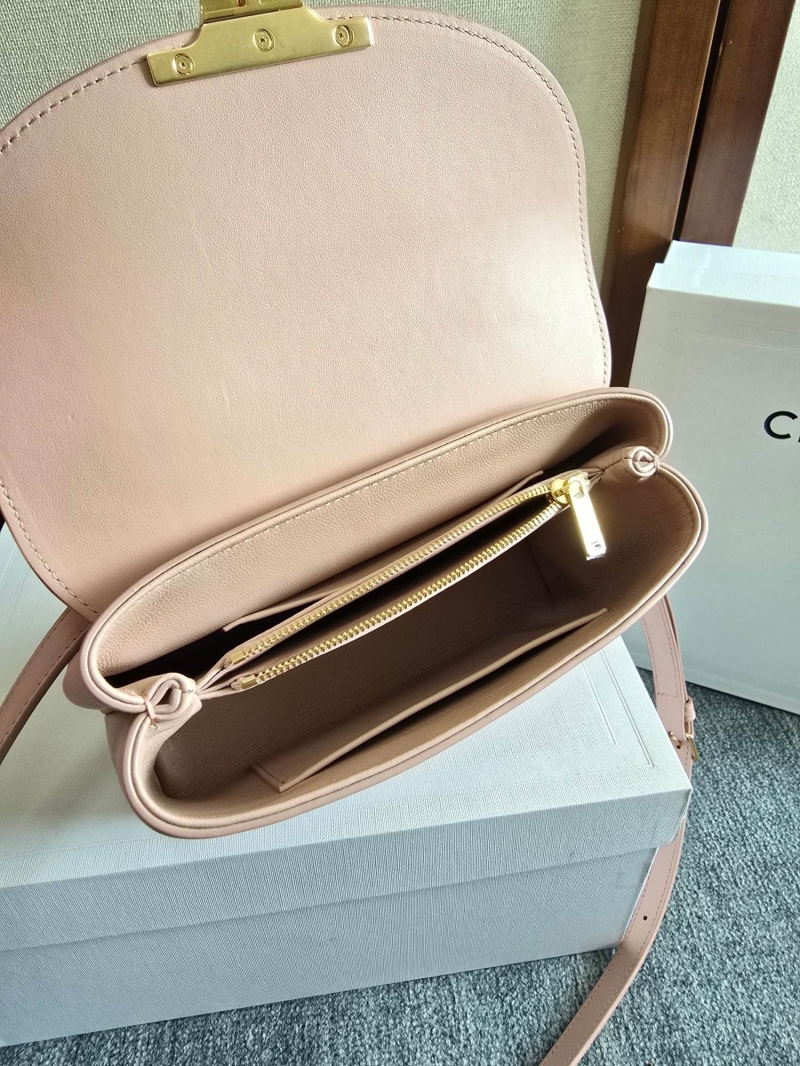 Ce1i*e kelly bags